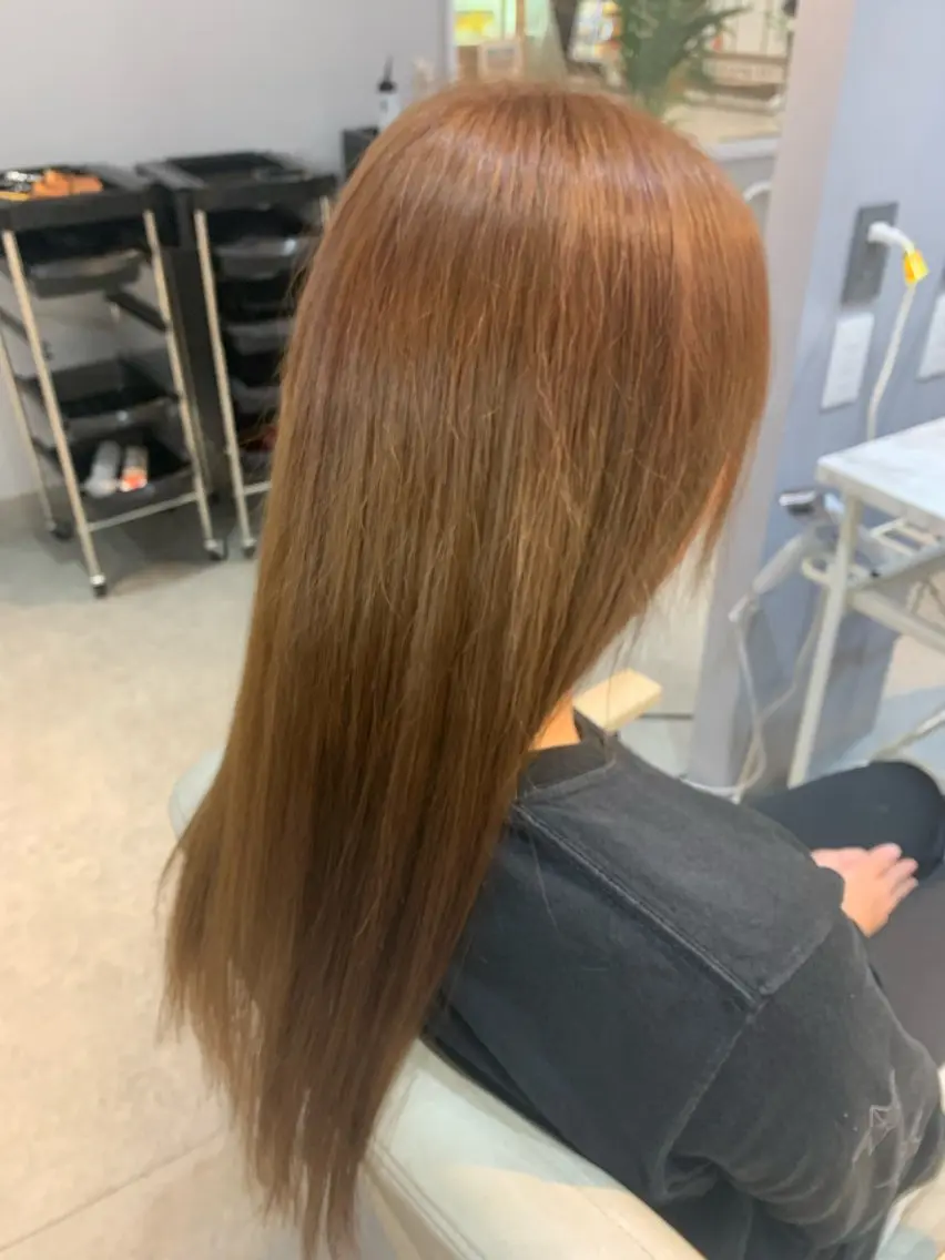 カラー ベージュカラー ブリーチ ヘアカラー トリートメント 小倉 昌俊のヘアスタイル