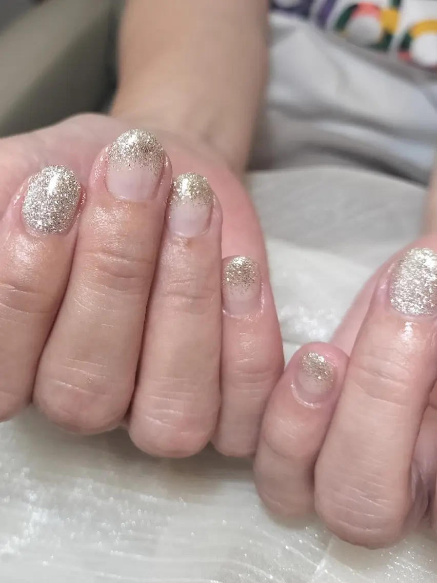 ネイル フラッシュネイル グラデーション ラメ(グリッター) ハンドネイル moff.(ﾓﾌ) nail salonのネイルデザイン