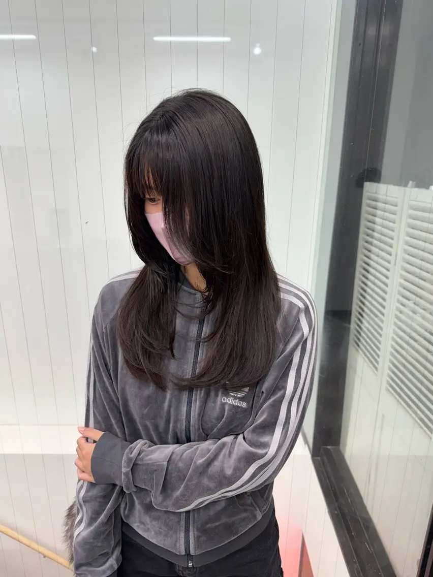 ロング ミストバング ハイライト 髪質改善 ヨシンモリ 韓国風ヘア 🫧La Mimi YUI🫧のヘアスタイル
