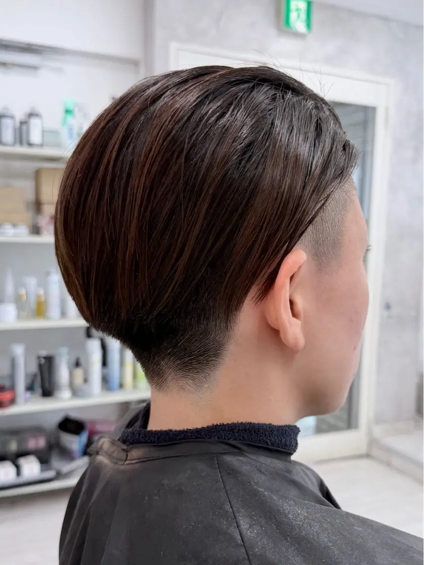ショート ショートヘア カット 刈り上げ女子✂️ ショートkiyomiのヘアスタイル