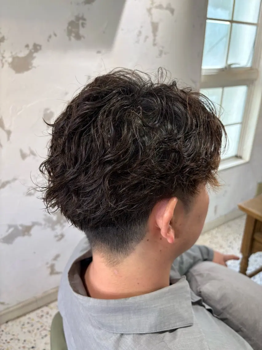 パーマ メンズ 中澤 衿葉のヘアスタイル