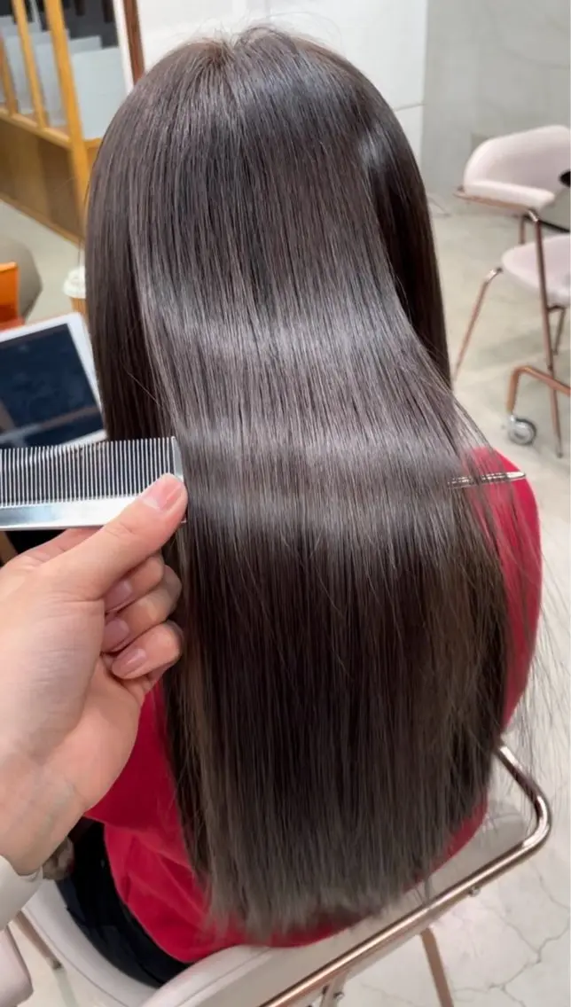カラー 髪質改善 カット ヘアカラー 鶴井 美空のヘアスタイル