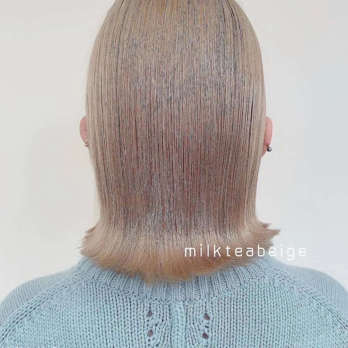 ミディアム カラー レイヤーカット// メイのヘアスタイル