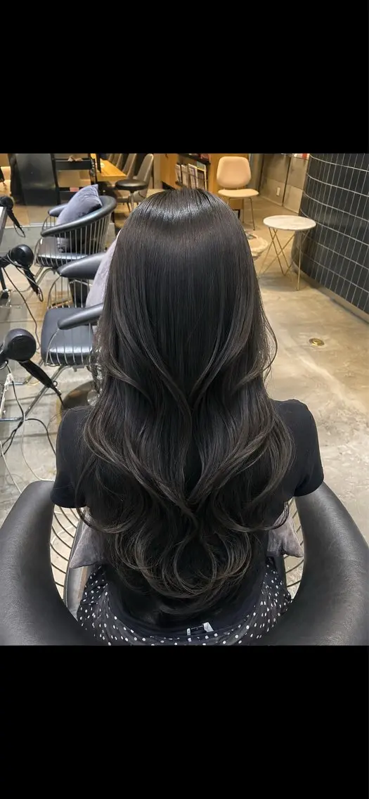 ロング カット ヘアカラー トリートメント 縮毛矯正/レイヤー 顔周/艶カラ-/笑璃のヘアスタイル