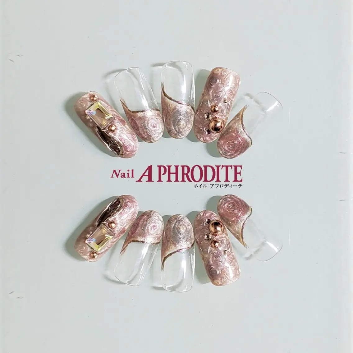 ネイル ジェルネイル ニュアンスネイル スカルプネイル ソフトジェル ネイルチップ ハンドネイル Nail Aphroditeのネイルデザイン