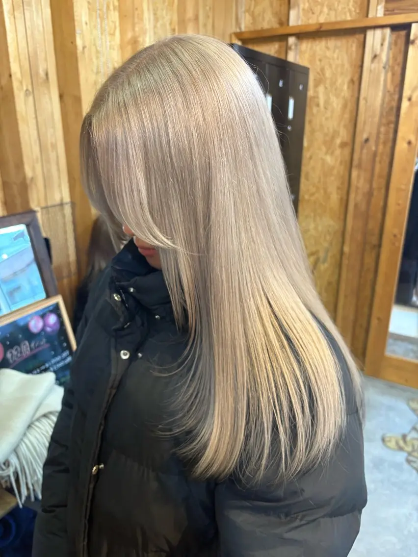 カラー まろみ暖色×ボブ ×chia🕯のヘアスタイル