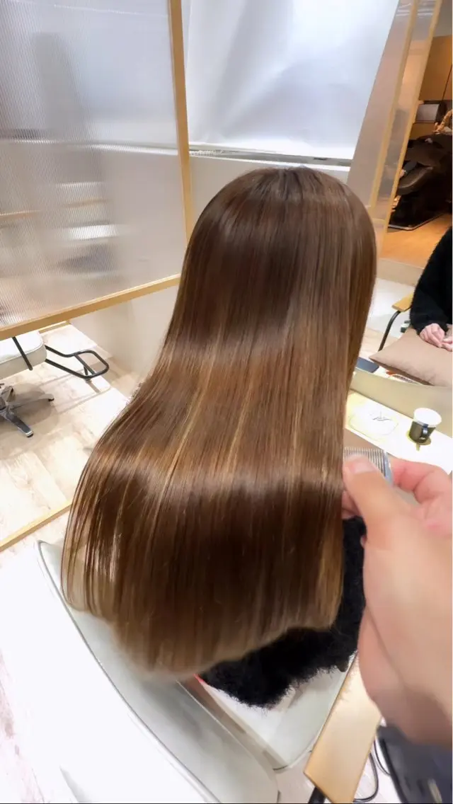 セミロング 髪質改善 縮毛矯正 酸性ストレート カット 縮毛矯正 トリートメント 💫髪質改善縮毛矯正 💫KITAのヘアスタイル