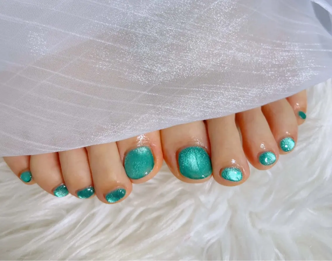 ネイル 長さ出し フラッシュネイル ジェルネイル キラキラネイル マグネットネイル フットネイル Lee_nail の スタップのネイルデザイン