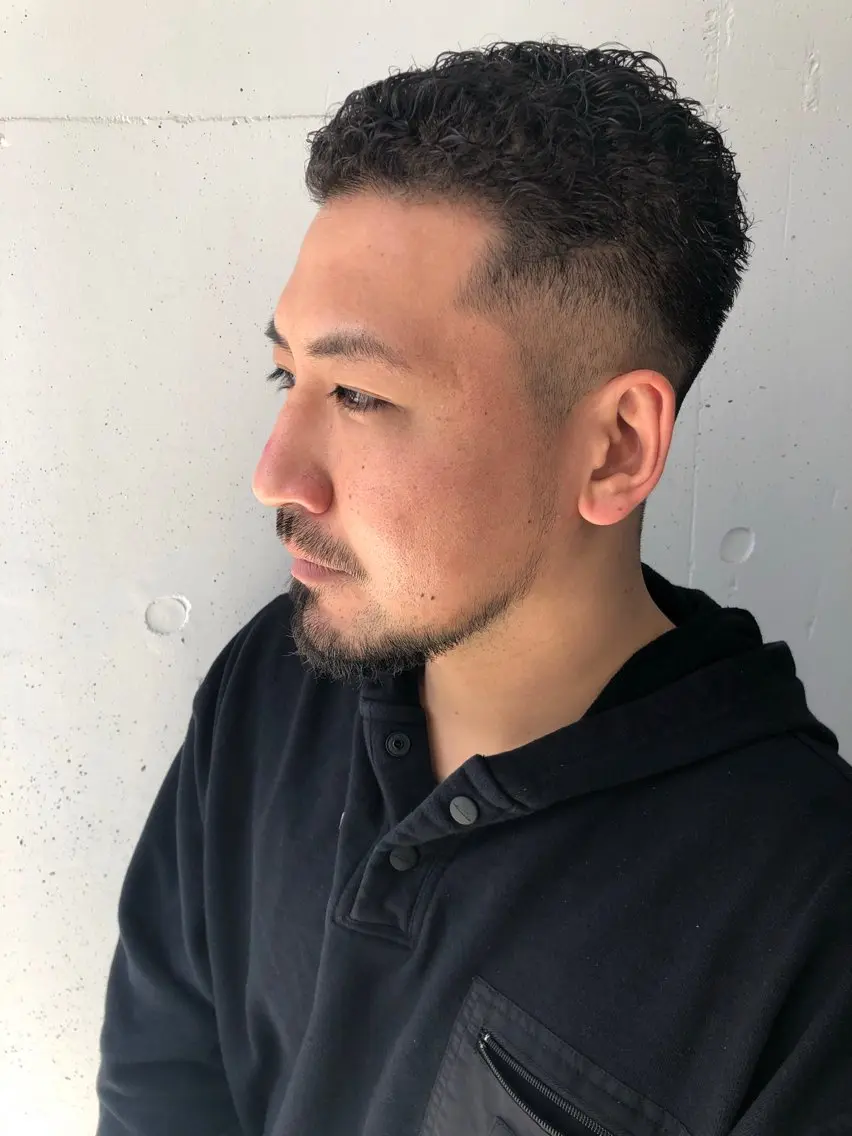 ショート パーマ メンズ メンズパーマ メンズショート ショートヘア moro 丁寧なカウンセリングのヘアスタイル