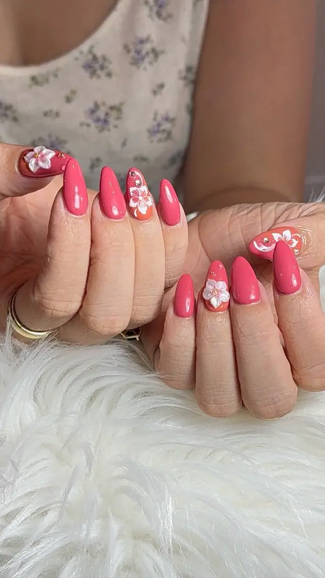 ネイル チークネイル フレンチネイル グラデーション キラキラネイル 韓国ネイル ハンドネイル Risa_ Nailのネイルデザイン