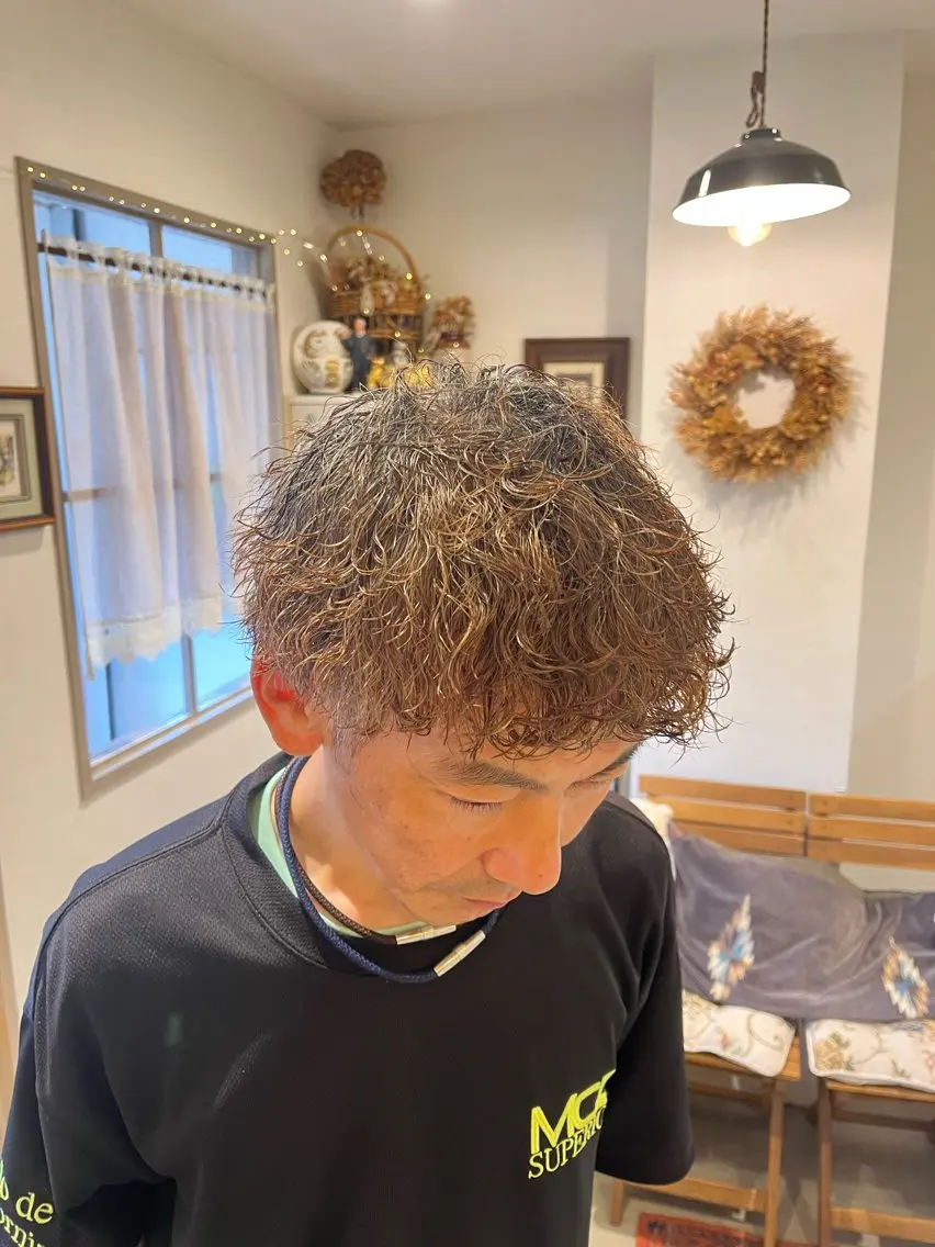 ショート パーマ メンズ 波巻きパーマ 🌀メンズパーマ🌀 🐏丸山祐宇🐏のヘアスタイル
