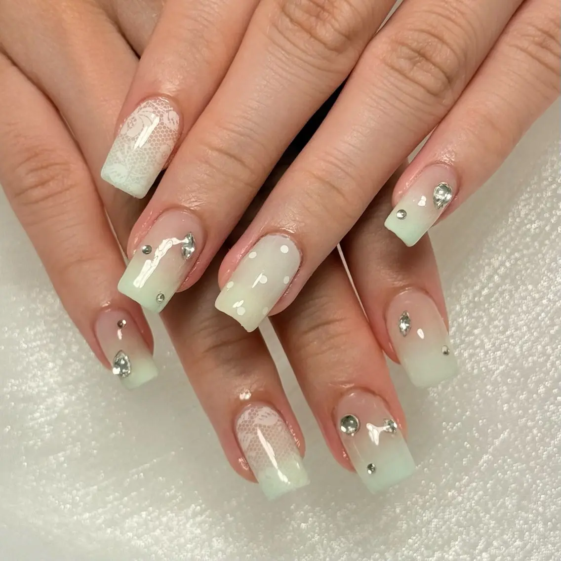 ネイル レース ハンドネイル calm nailのネイルデザイン
