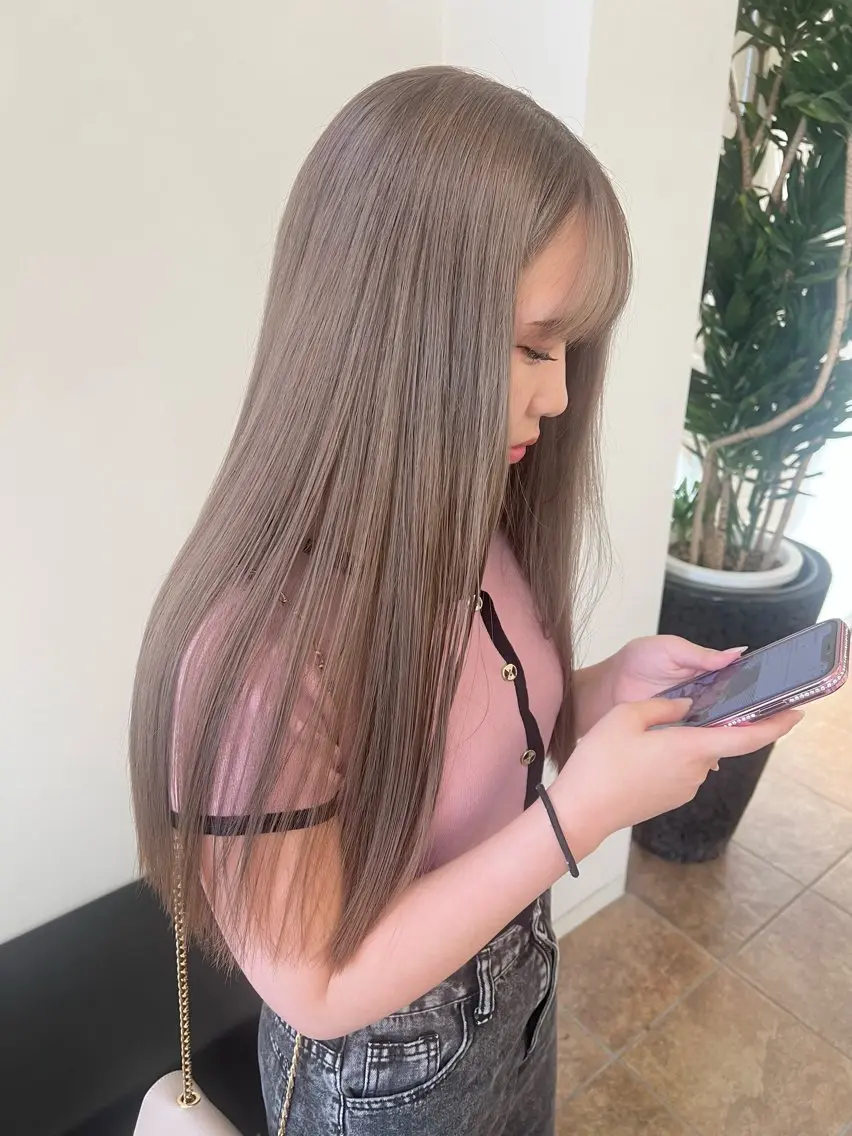 ロング カラー ブリーチ ケアブリーチ ハイトーンカラー ボブ ヘアカラー 名古屋美容院 / keinaのヘアスタイル