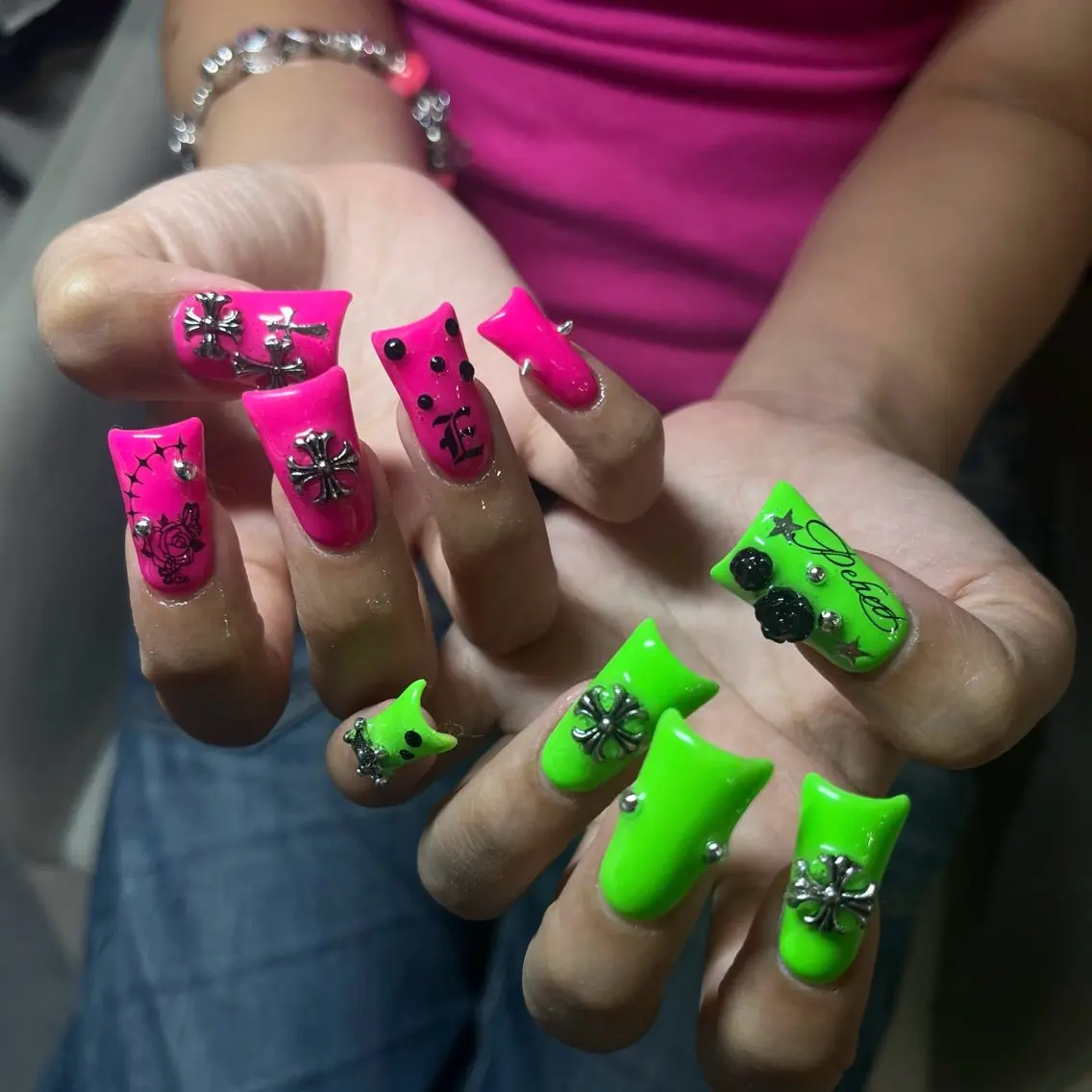 ネイル ハンドネイル IROHA nail Ami🐊🎀のネイルデザイン