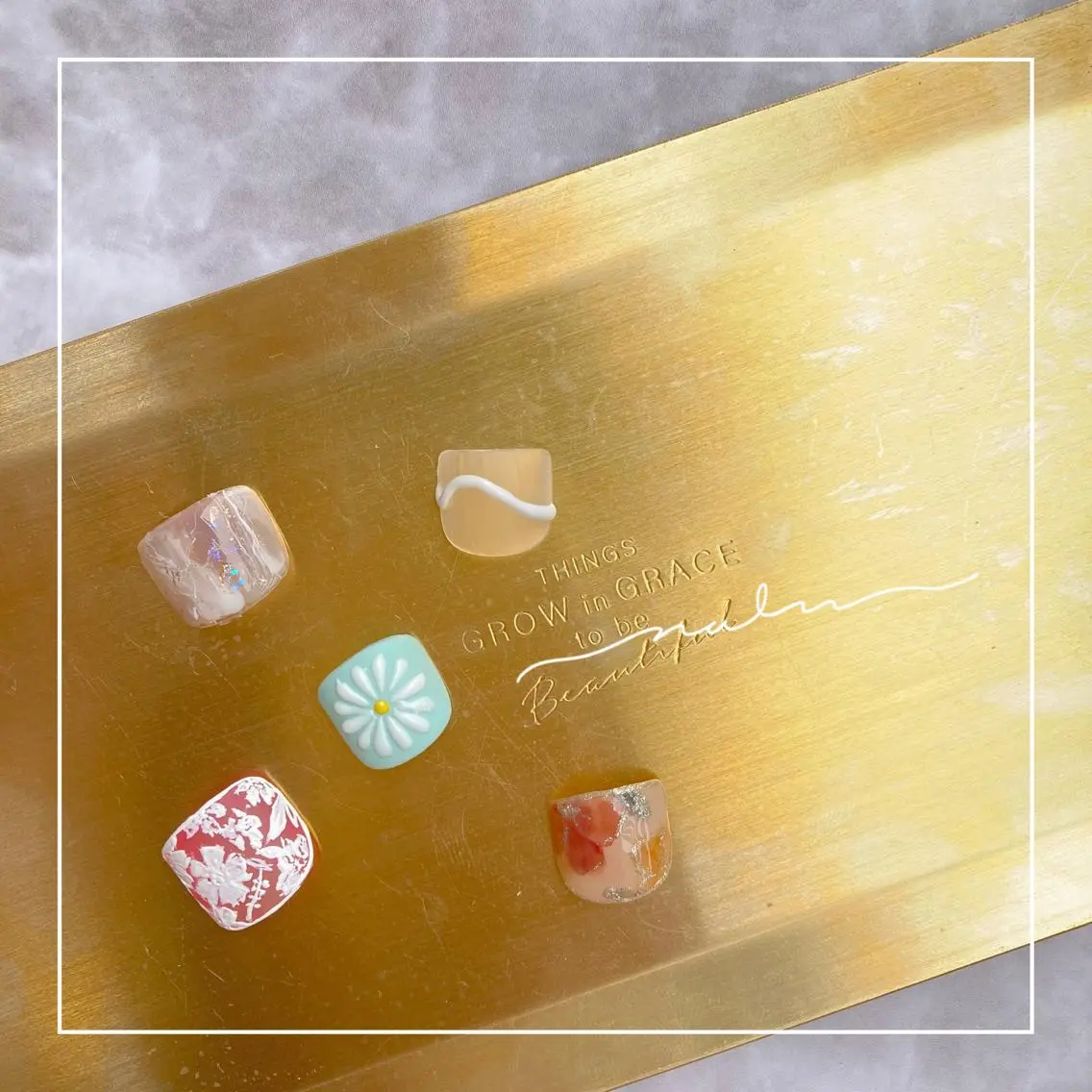 ネイル フットネイル n a l u NATSUMIのネイルデザイン