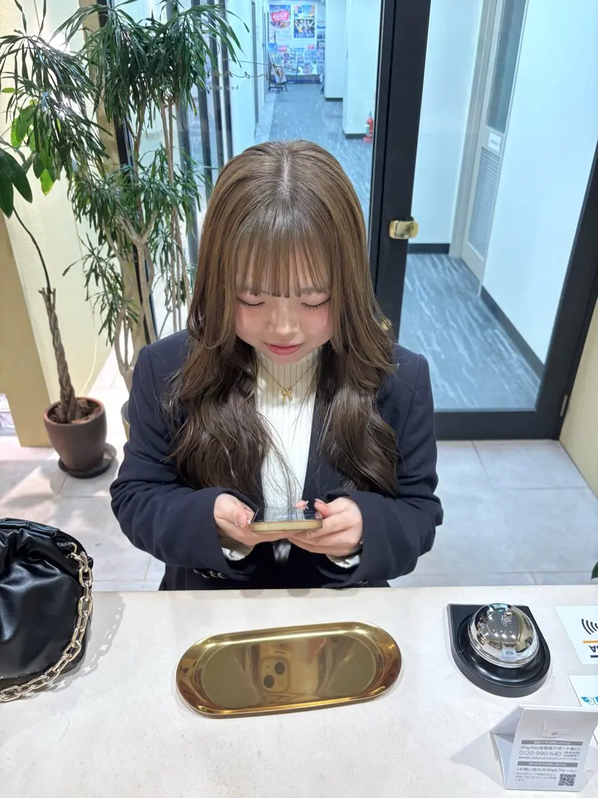 ロング カラー グラデーションカラー ロング カット ヘアカラー SABO /透明感カラー/美髪のヘアスタイル
