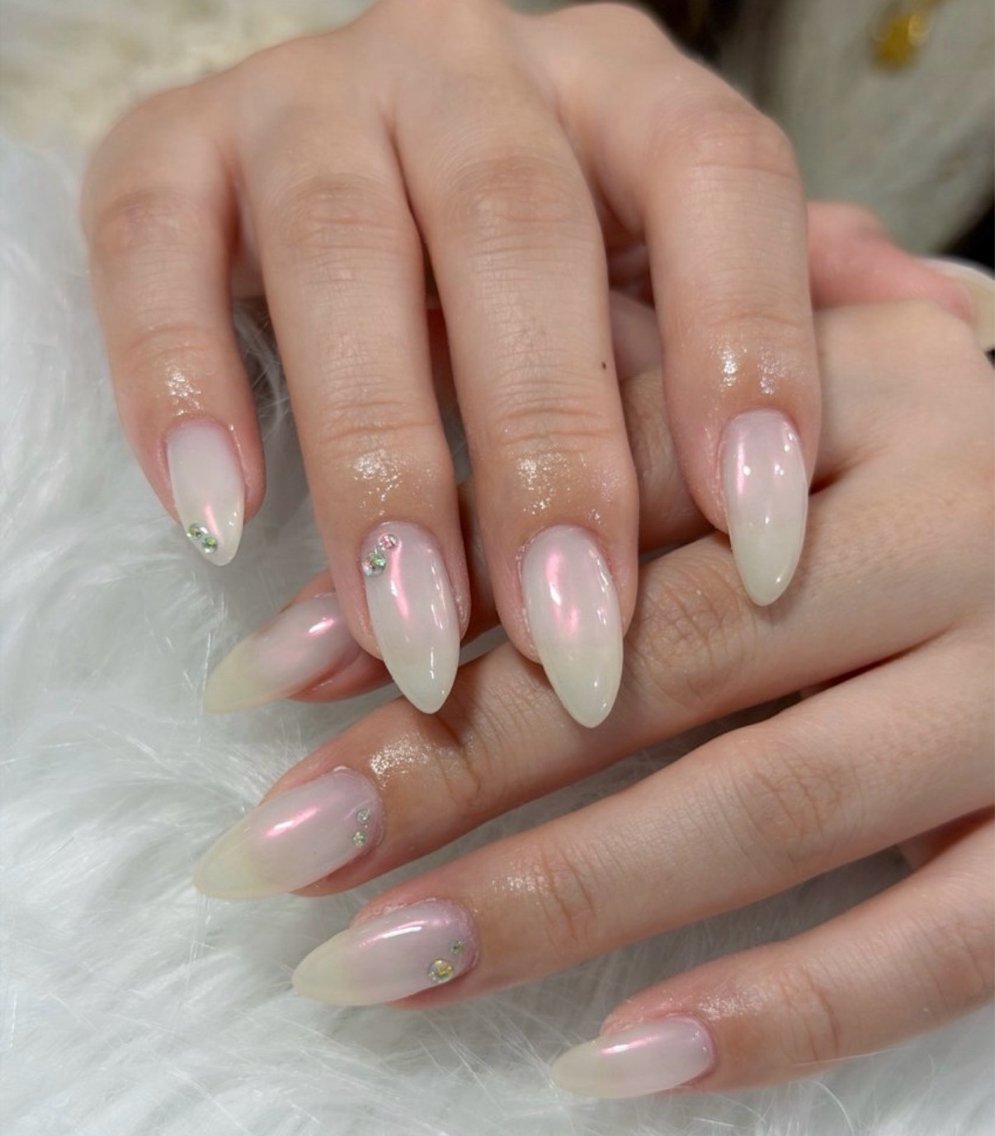 ネイル ハンドネイル LAVISH sakiのネイルデザイン