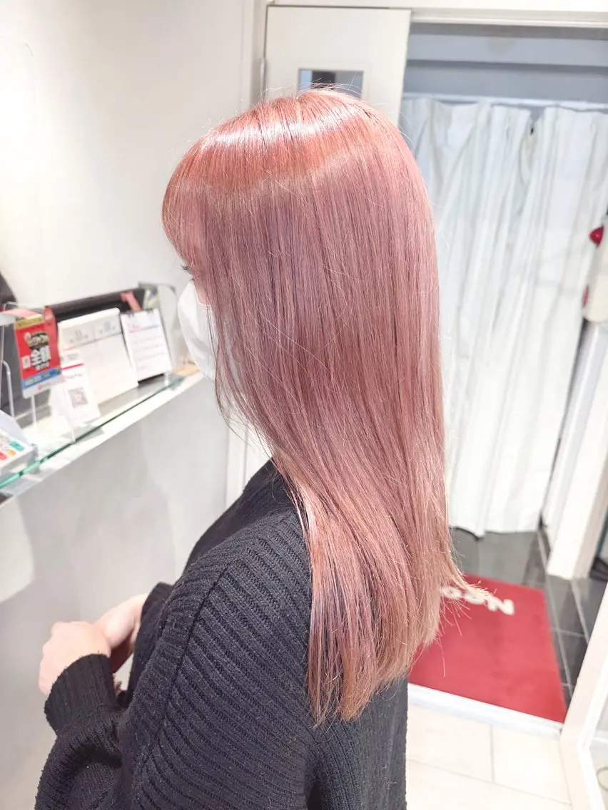 ロング カラー 透明感カラー ピンクカラー ホワイトピンク 🕊️kotori 🕊️モデル募集中のヘアスタイル