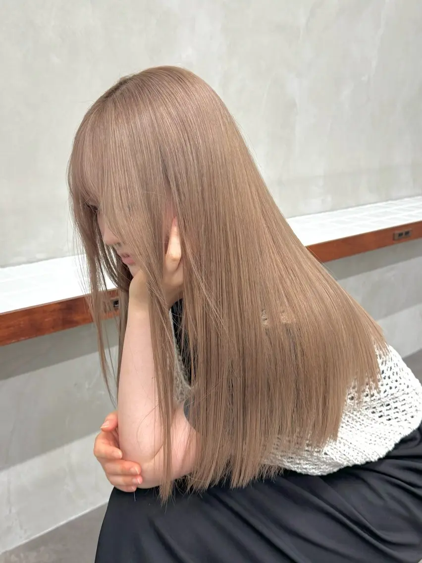 ロング カラー アッシュ ベージュカラー ブリーチ ブロンド ブラウンカラー カット ヘアカラー トリートメント ブリーチ ハイトーン 特化🌈フジタハルキのヘアスタイル