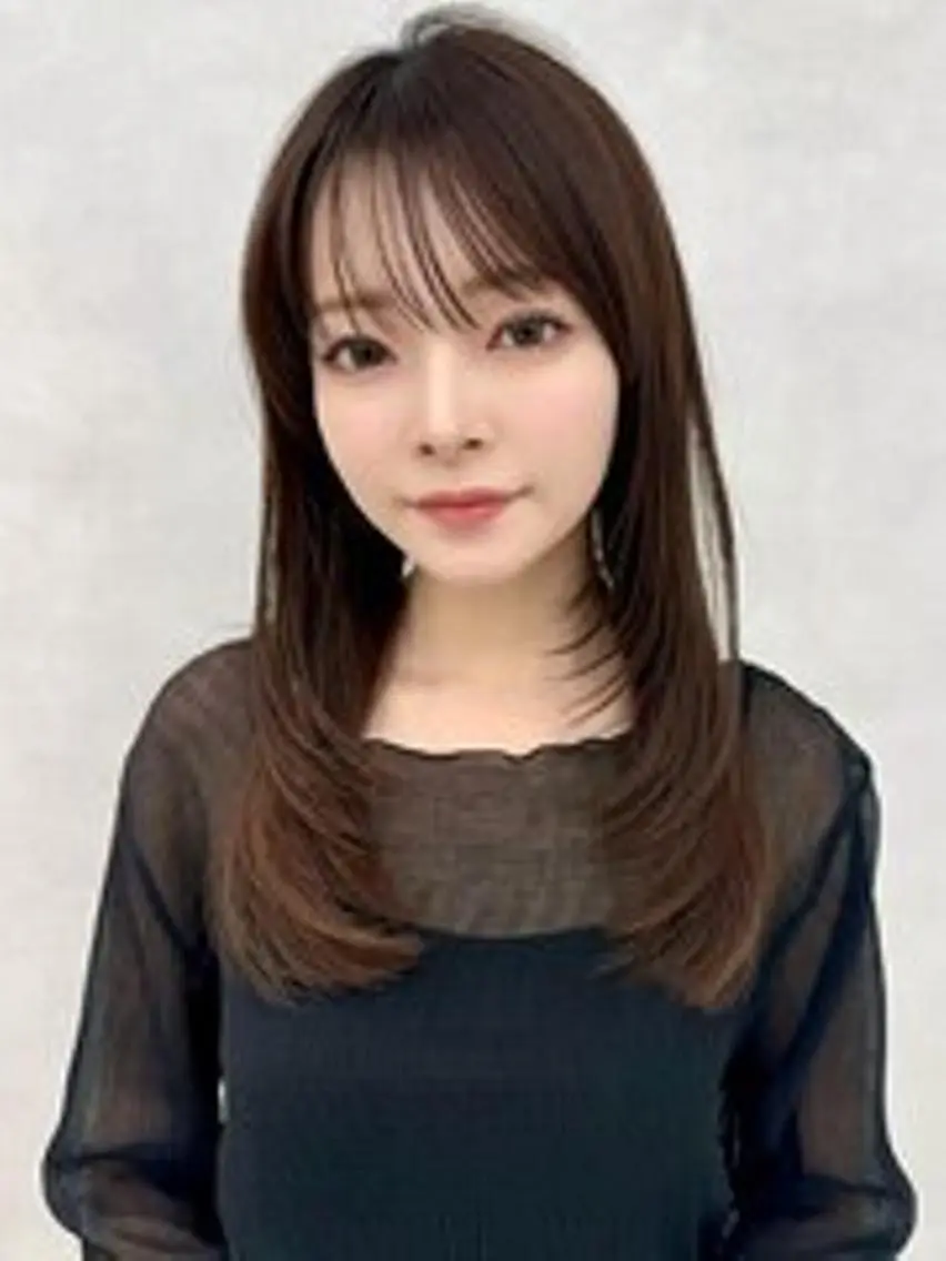 カット＋プレミアム縮毛矯正+3ステップオージュアトリートメント￥19000の写真
