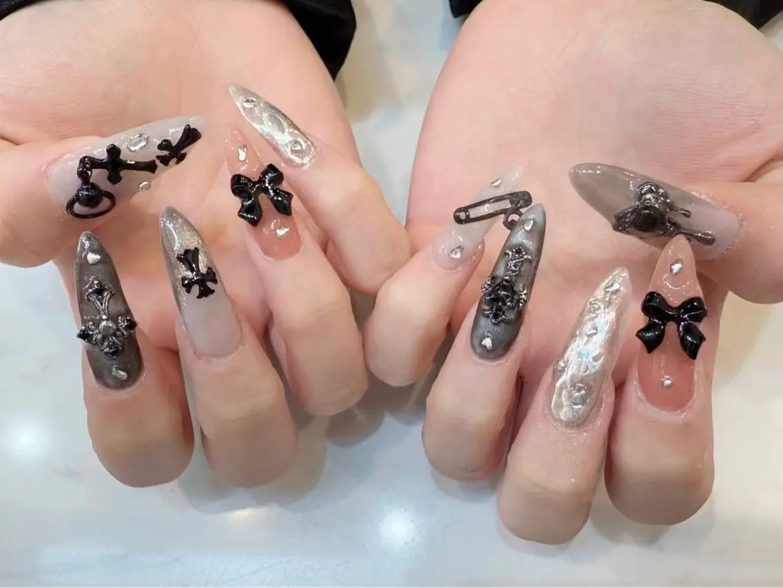 ネイル アートネイル フットネイル ジェルネイル マグネットネイル ミラーネイル babarla Nailのネイルデザイン