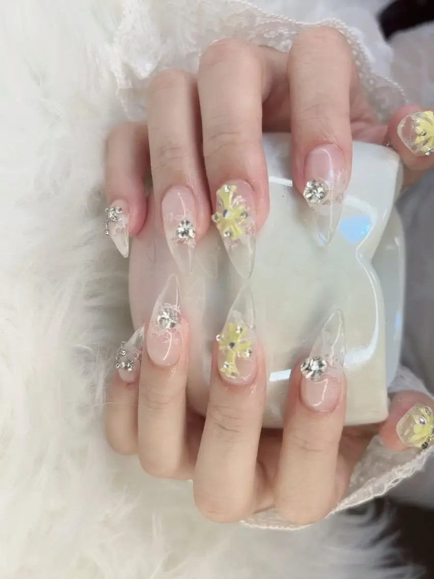 ネイル ハンドネイル MIO Nailのネイルデザイン