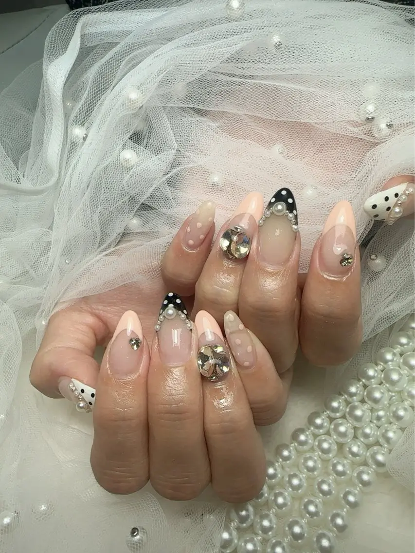 ネイル ハンドネイル Max nail&eyeのネイルデザイン