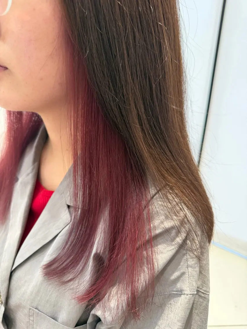 カラー インナーカラー ヘアカラー 荒木 郁実のヘアスタイル