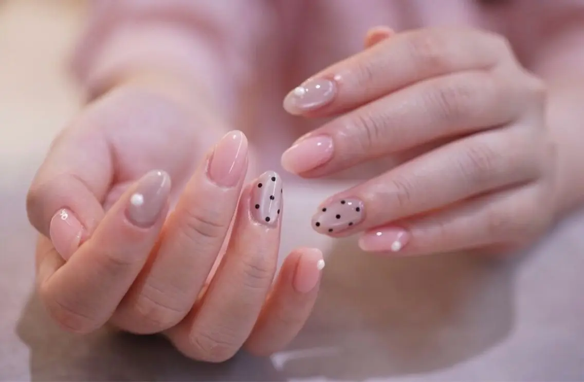 ネイル ハンドネイル Liora nail 🌙nanamiのネイルデザイン