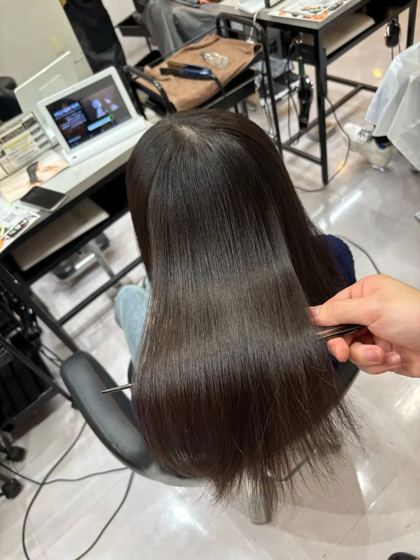 ロング カラー 縮毛矯正 トリートメント 🩵レイヤー✖︎ 髪質改善🩵リョウヤのヘアスタイル