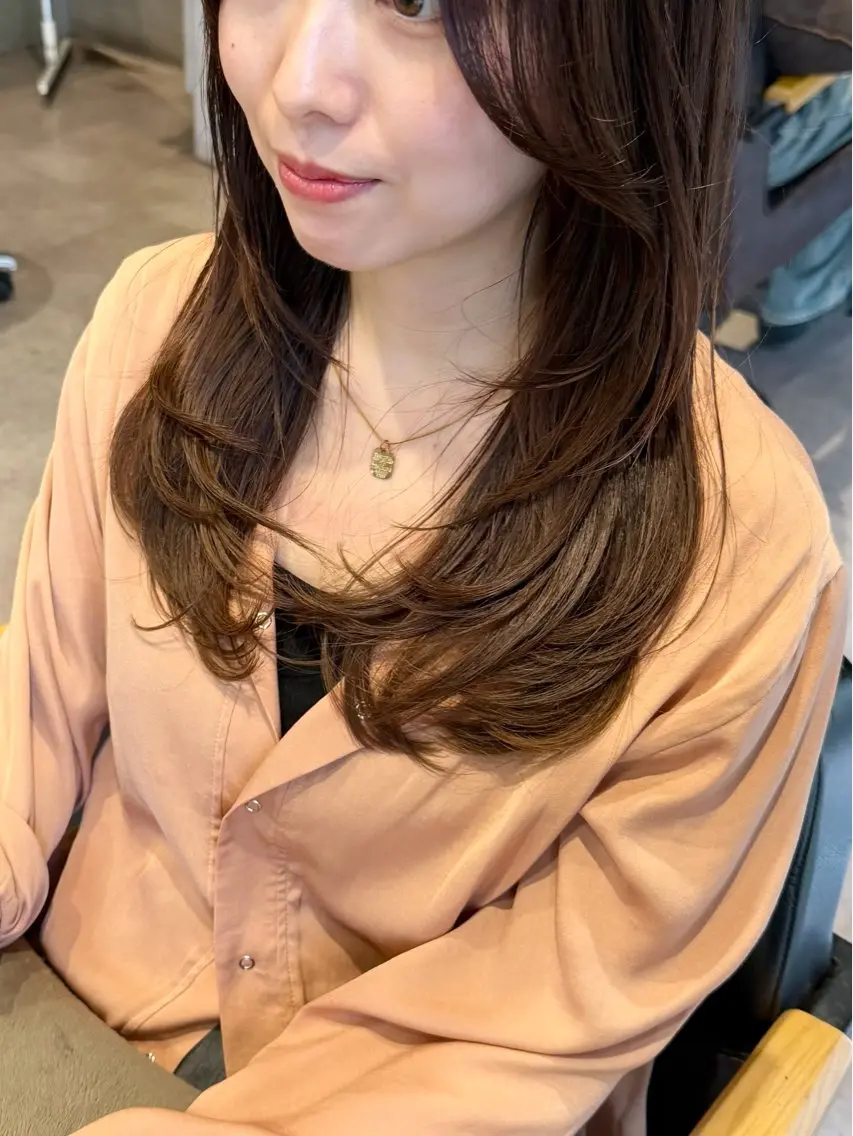 ミディアム カラー カット ヘアカラー 佐藤史哉* 韓国レイヤー赤み除去のヘアスタイル