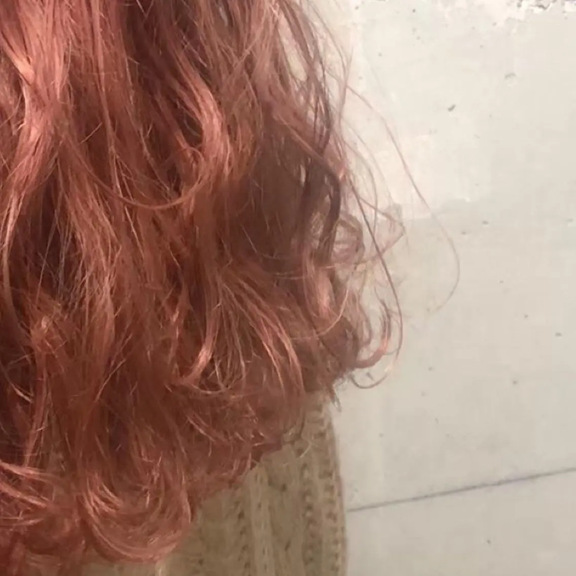 セミロング カラー パーマ ヘアアレンジ ネイル マツエク・マツパ ブリーチ ハイトーンカラー オレンジ ピンクカラー カラーマツエク 🐩推し活🐩 FUTABA🍒のヘアスタイル