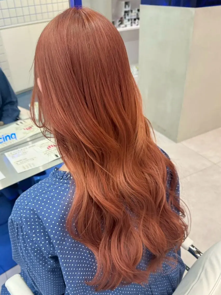 ロング ヘアカラー ヘーゼルブラウン🤎 ゆり🫧のヘアスタイル