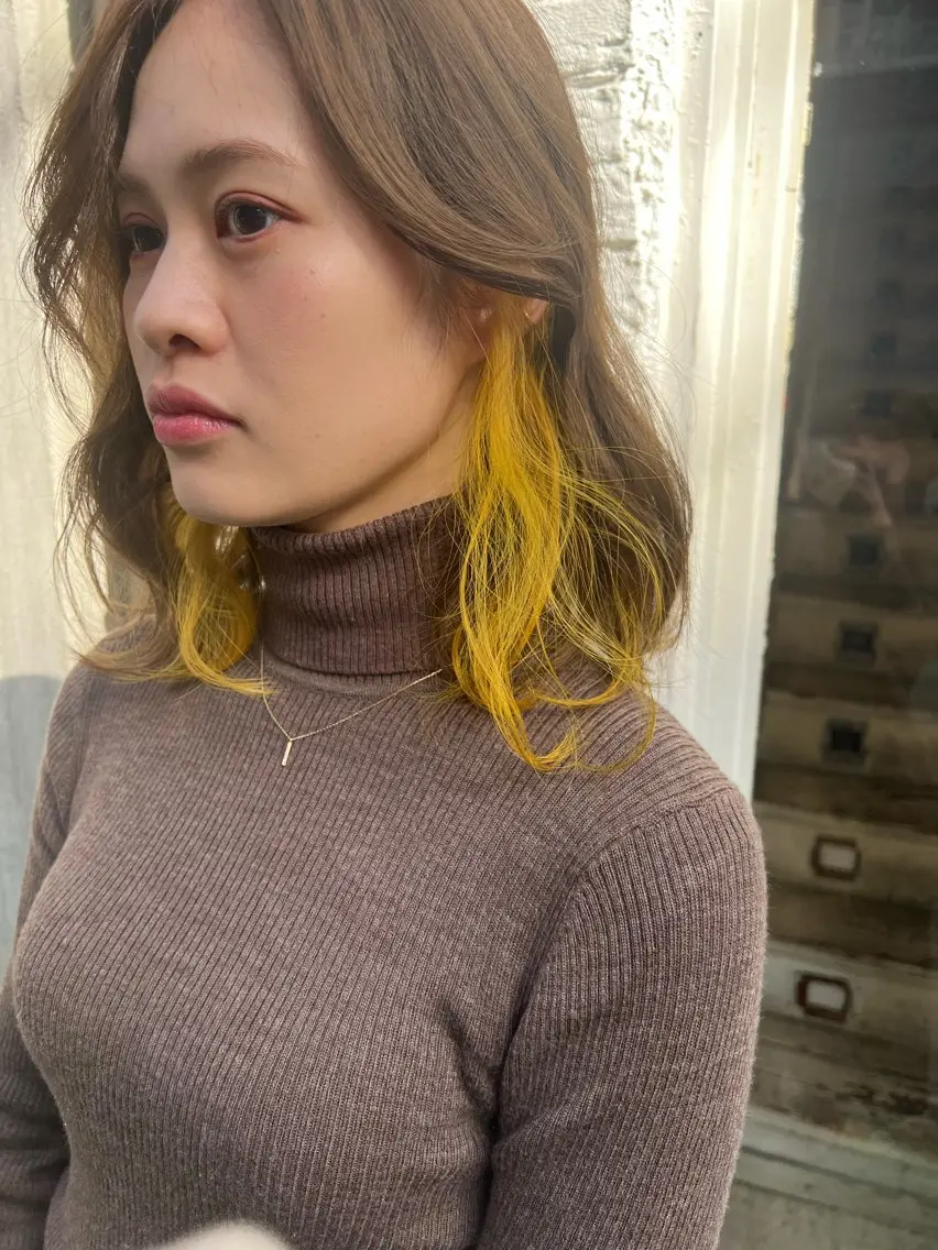 カラー ベージュカラー イエローカラー 堤 裕香のヘアスタイル