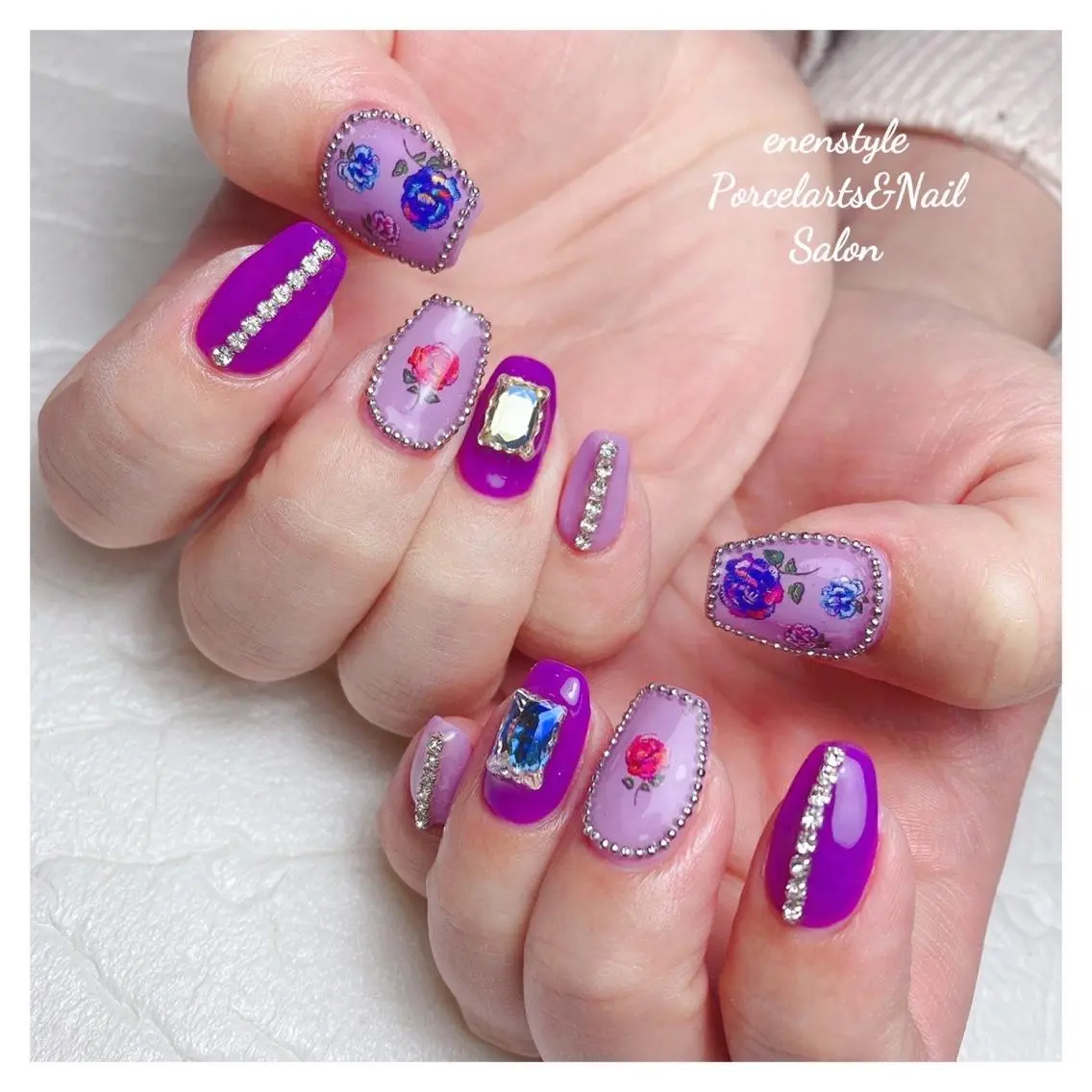 ミディアム ネイル 🐾enen style 🐾のネイルデザイン