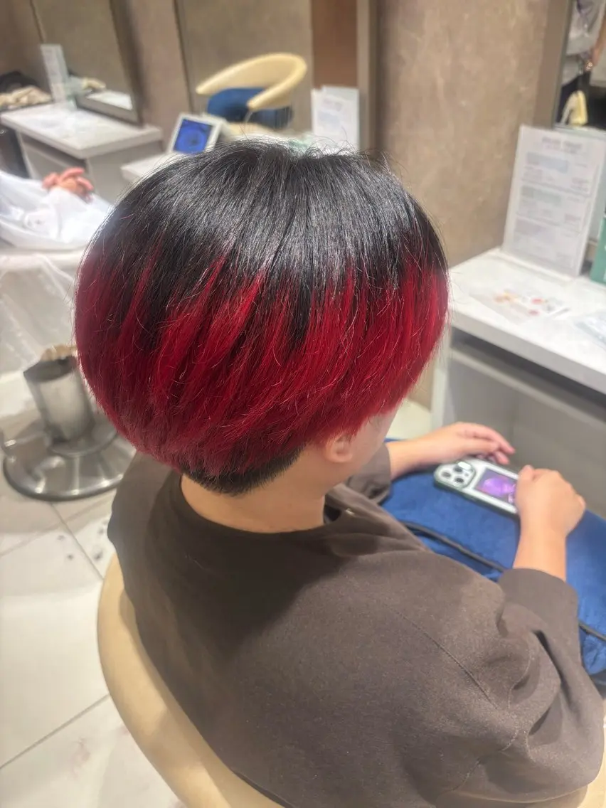 ショート カラー ヘアカラー EARTH三ツ境 舞夏のヘアスタイル