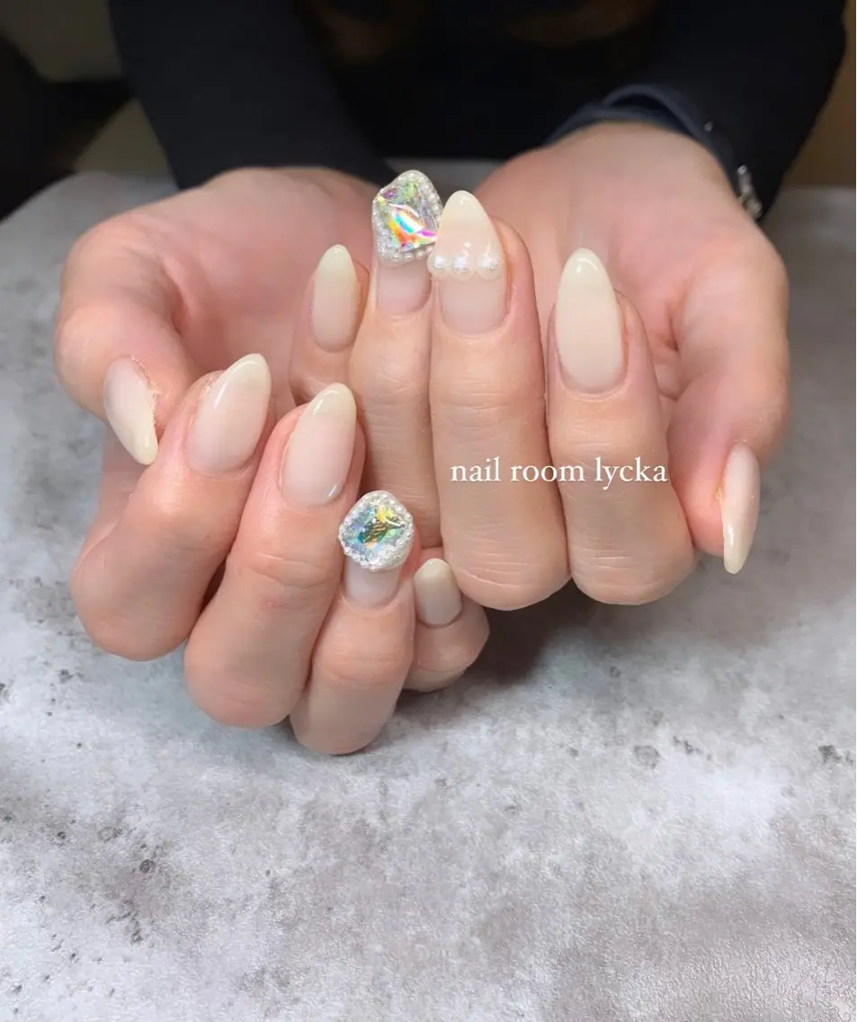 ネイル ネイルルームリッカ 𝐦𝐚𝐲𝐮のネイルデザイン