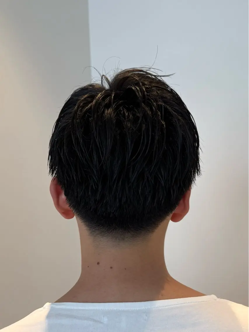 ショート カット 福永 縁のヘアスタイル
