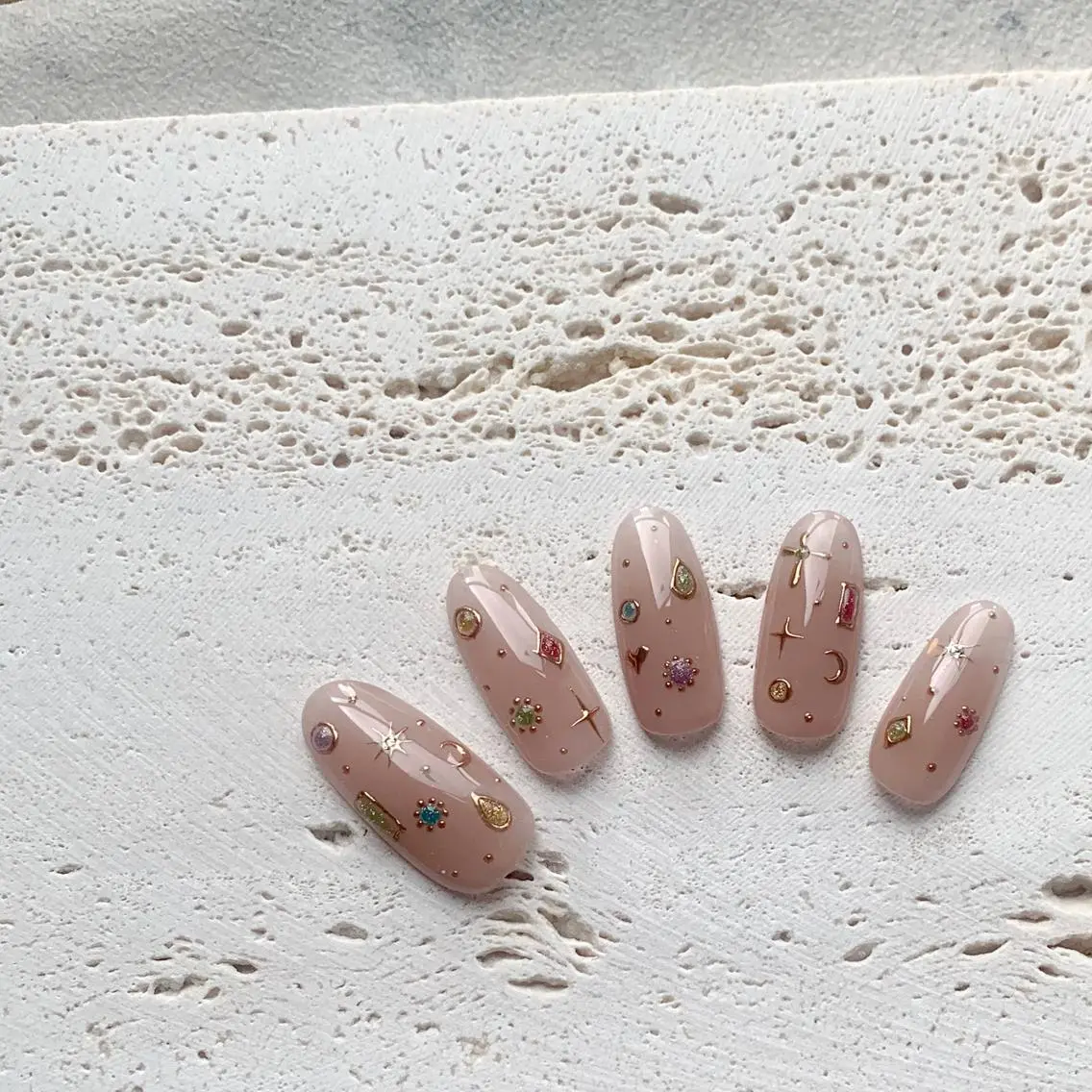 ネイル アートネイル FIORITURA aiのネイルデザイン