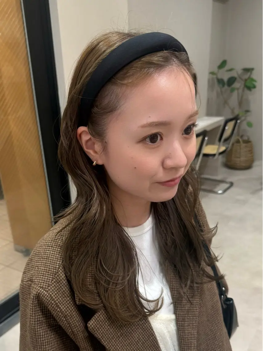 ロング カラー MIYU透明感カラー ブリーチなしWカラーのヘアスタイル