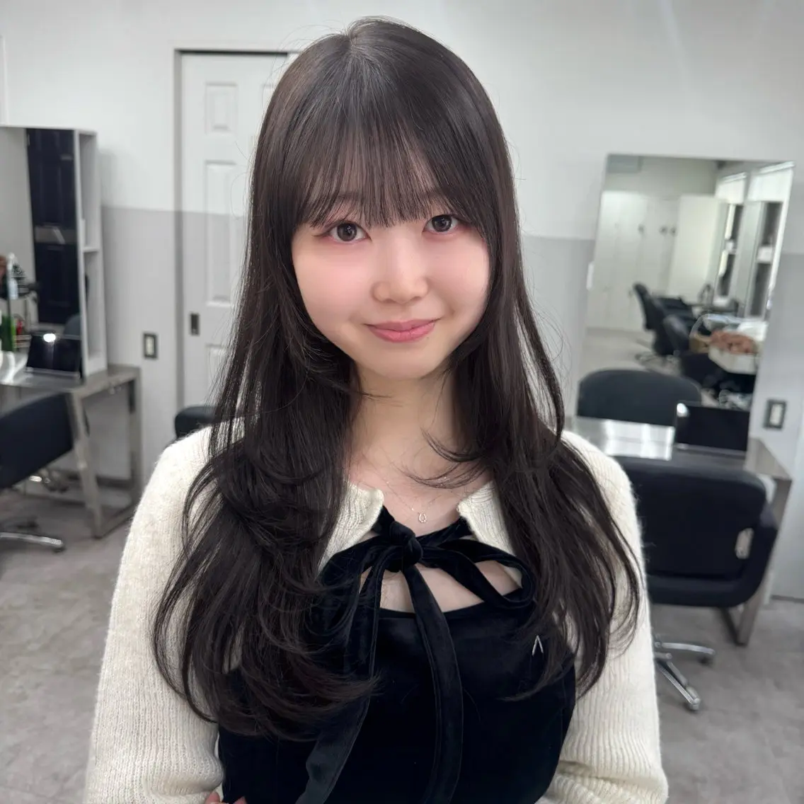 ロング カラー カット ヘアカラー トリートメント 🎀レイヤー×透明感 ×髪質改善🎀米田のヘアスタイル