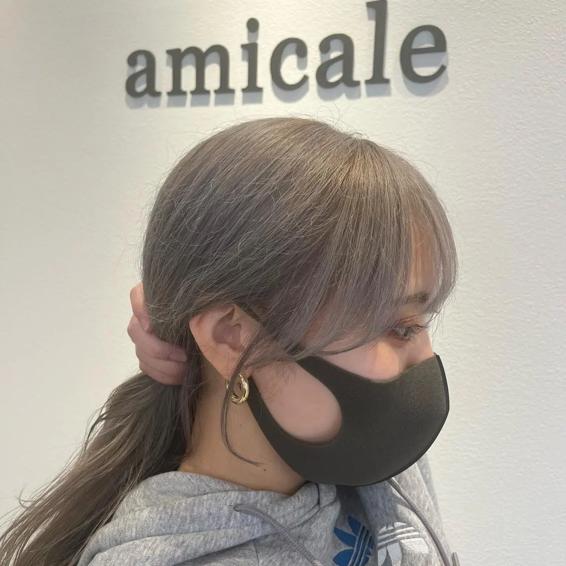 ロング カラー シルバー カラー職人 なかもと たつひろのヘアスタイル