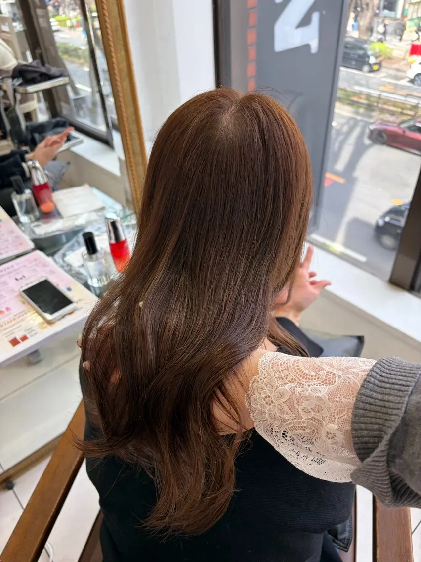 ロング ヘアカラー 巻ける🫧縮毛矯正 💞はな🎀のヘアスタイル