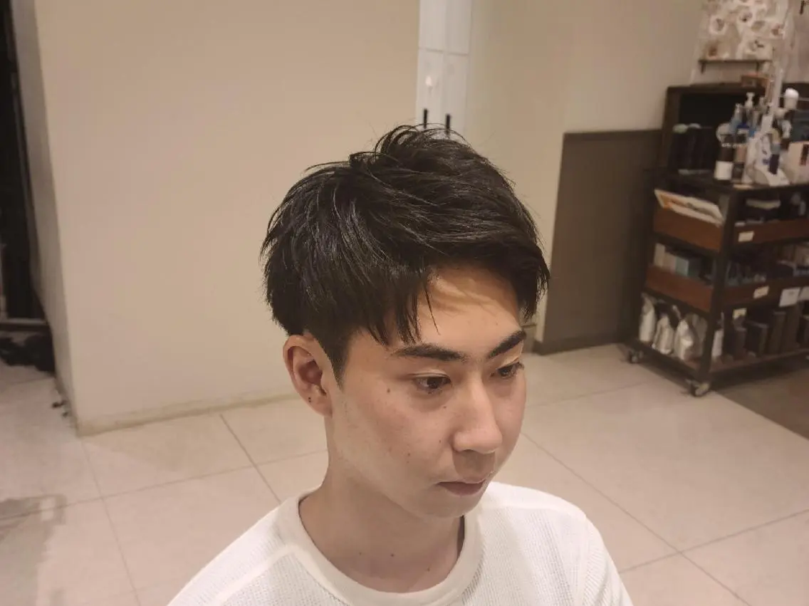 ショート メンズ カット トリートメント 中井 啓悟のヘアスタイル