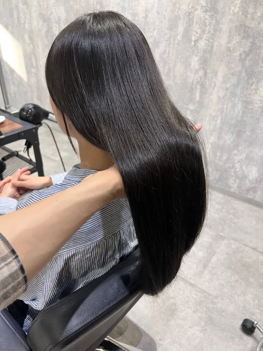 ロング カラー ダブルカラー 髪質改善 レイヤーカット トリートメント カット トリートメント 🌿海山龍馬🌿前髪 /顔まわり/レイヤーのヘアスタイル