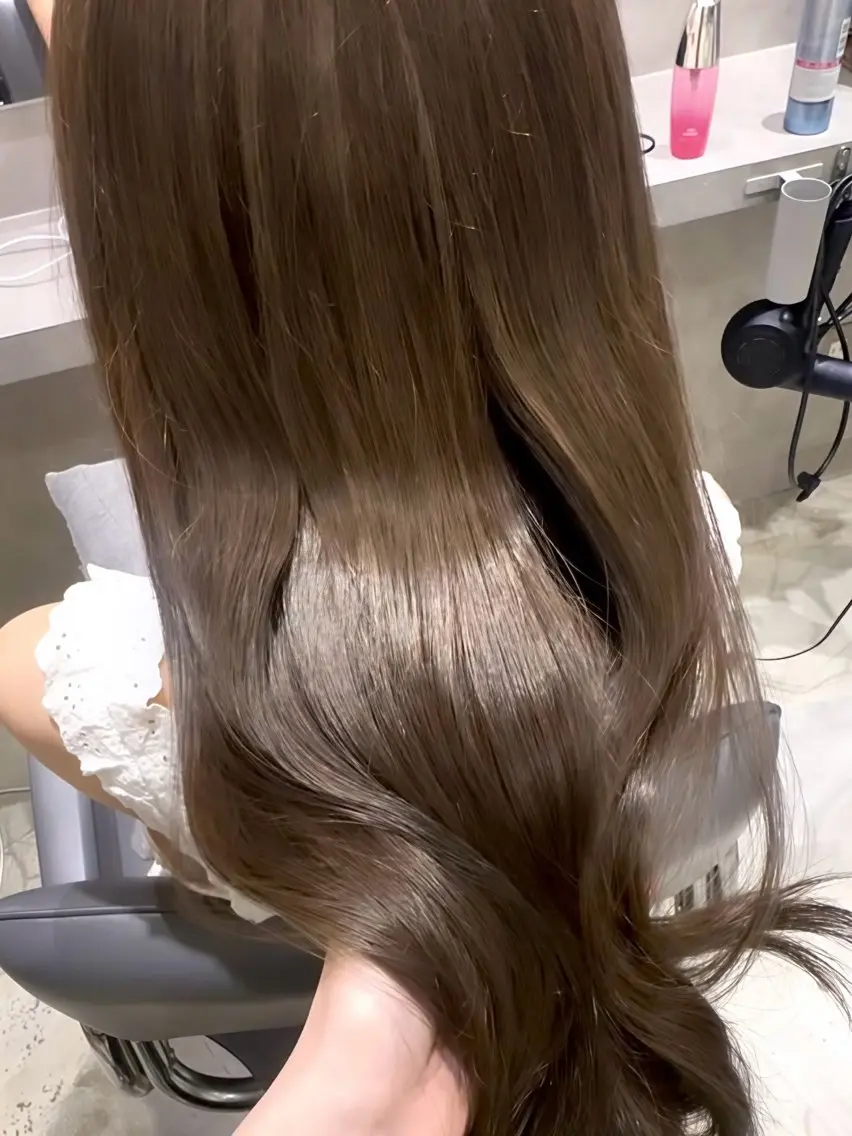 ロング カラー ヘアカラー トリートメント 花木 賢吾のヘアスタイル