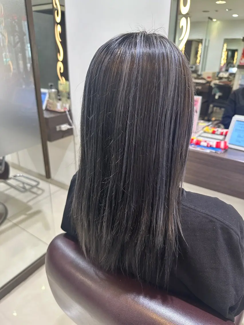 ロング 明日空きあり🩷 レイヤースタイル🥰のヘアスタイル