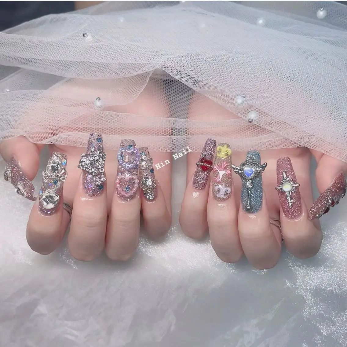 ネイル ハンドネイル HIN NAILのネイルデザイン