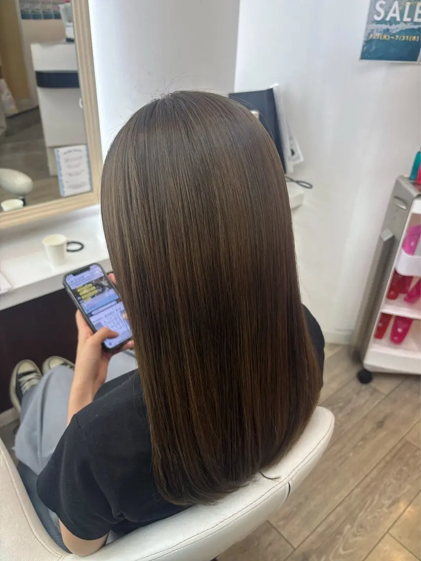 ロング ヘアカラー トリートメント 宮島 梨央のヘアスタイル