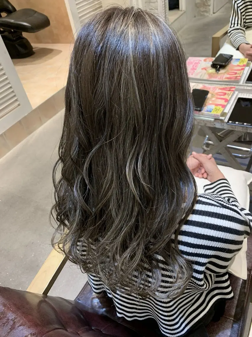 ロング カラー 塚本 昂のヘアスタイル